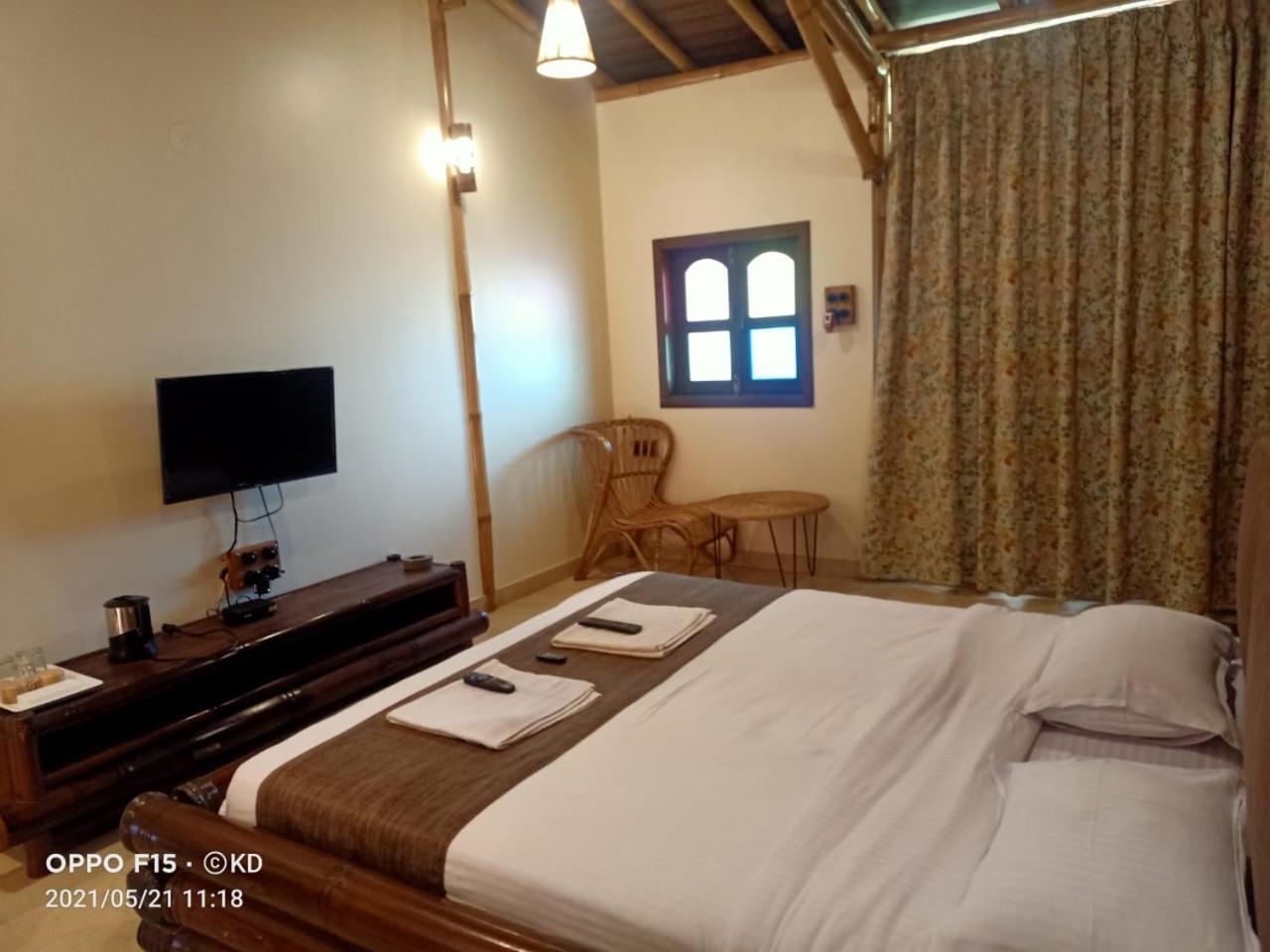 Bamboo And Bricks Resort Welhe Eksteriør bilde