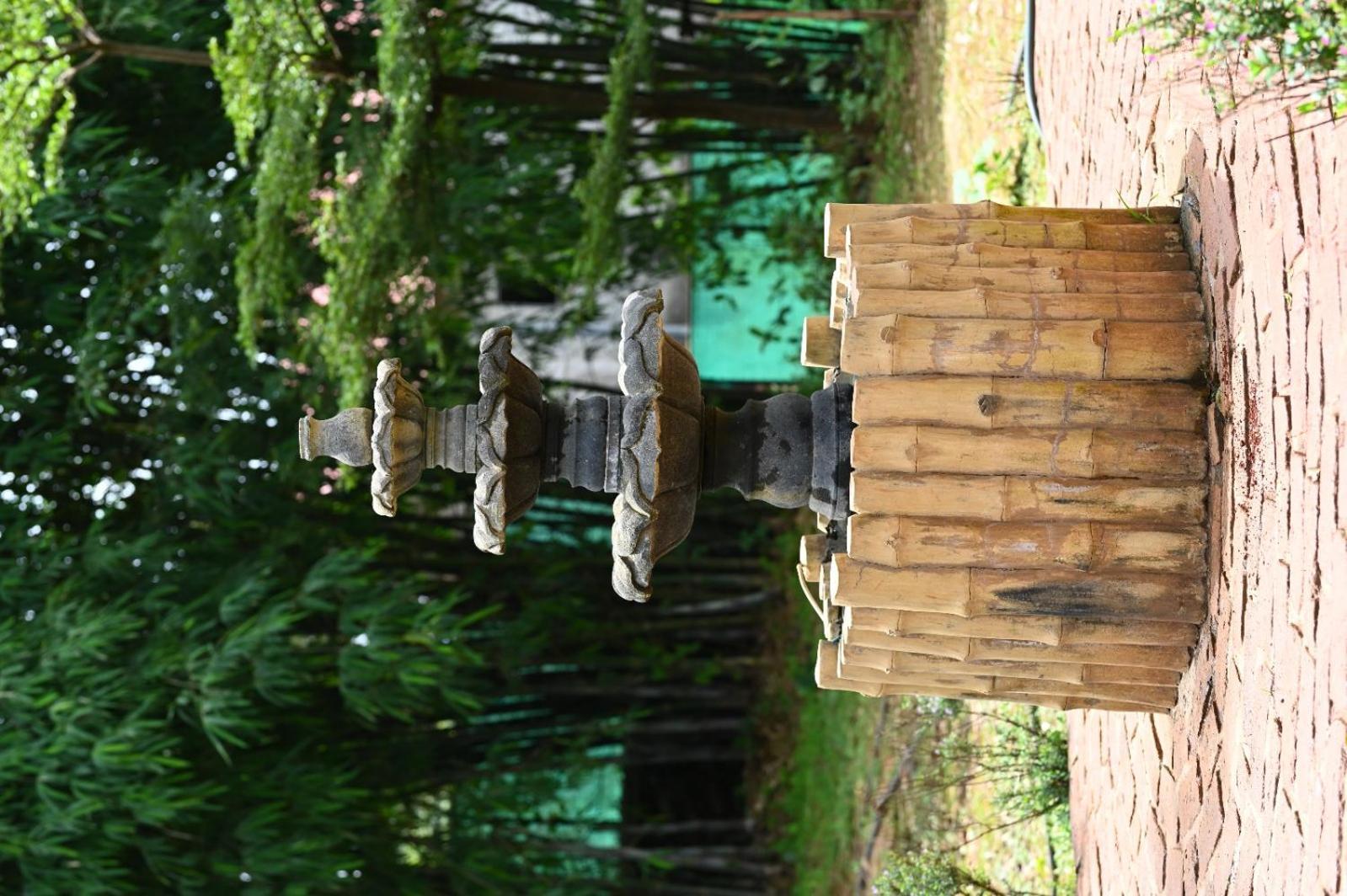 Bamboo And Bricks Resort Welhe Eksteriør bilde